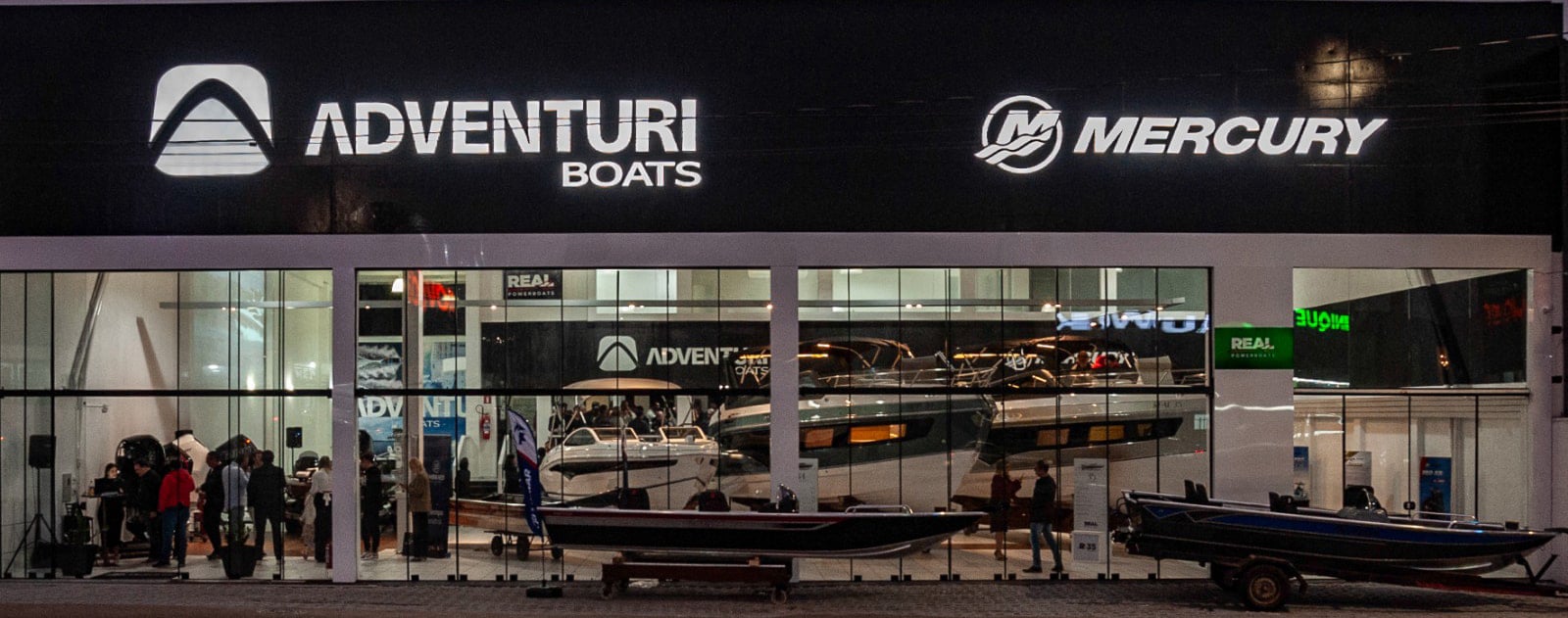Adventuri Boats